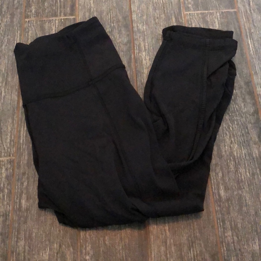 Lululemon crop leggings